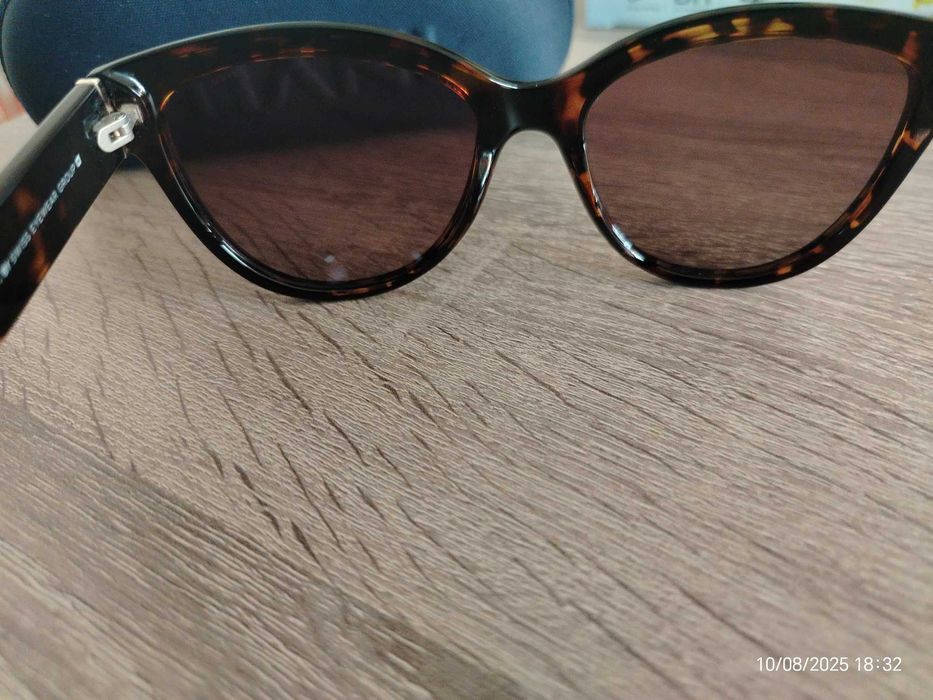 Дамски слънчеви очила INVU кафяви