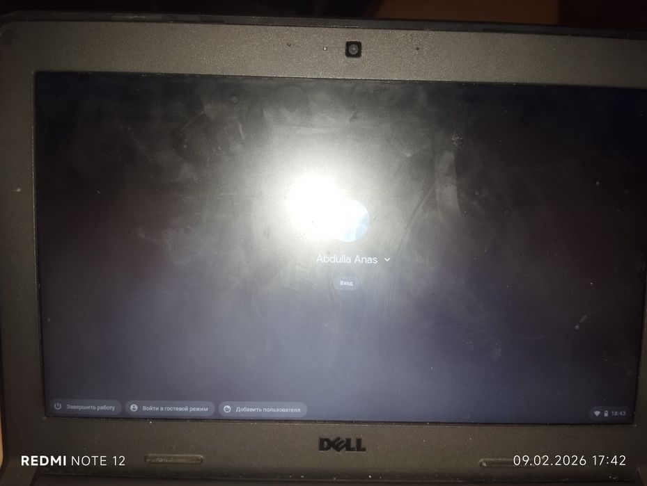 Ноутбук Google в хорошем состоянии