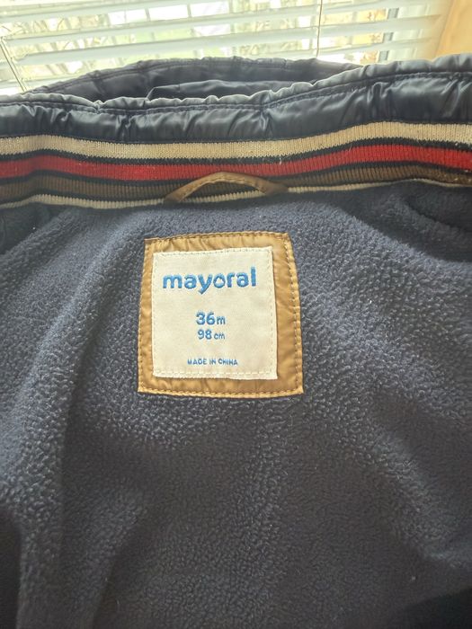 Яке майорал, носено броени пъти