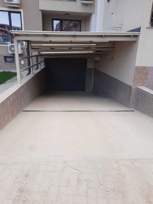 Дава се под наем Гараж / Паркомясто в Пловдив, Южен - 18 кв.м за 28900 € - Снимка #2