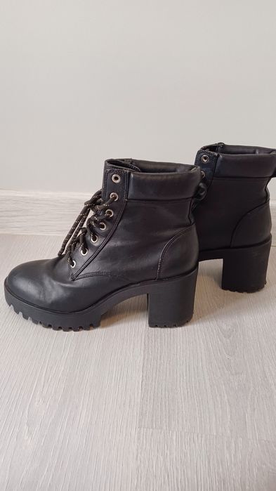 Ботинки демисезонные