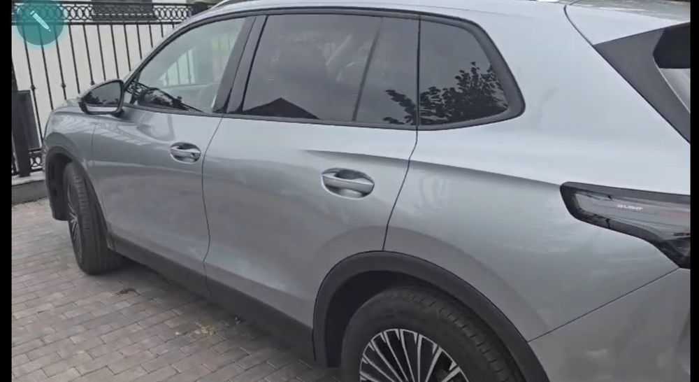 Tiguan an fabricatie 2025 23000 km reali