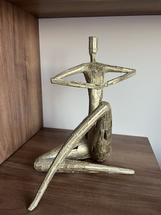 Statuete femeie si barbat Uttermost
