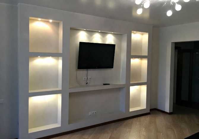 Дава се под наем Двустаен апартамент в Пловдив, Център - 65 кв.м за 255 € - Снимка #1