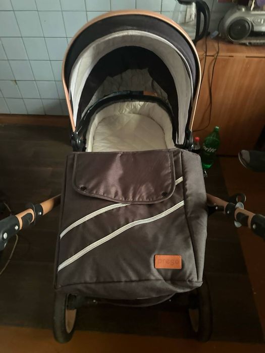 Продам коляску детскую