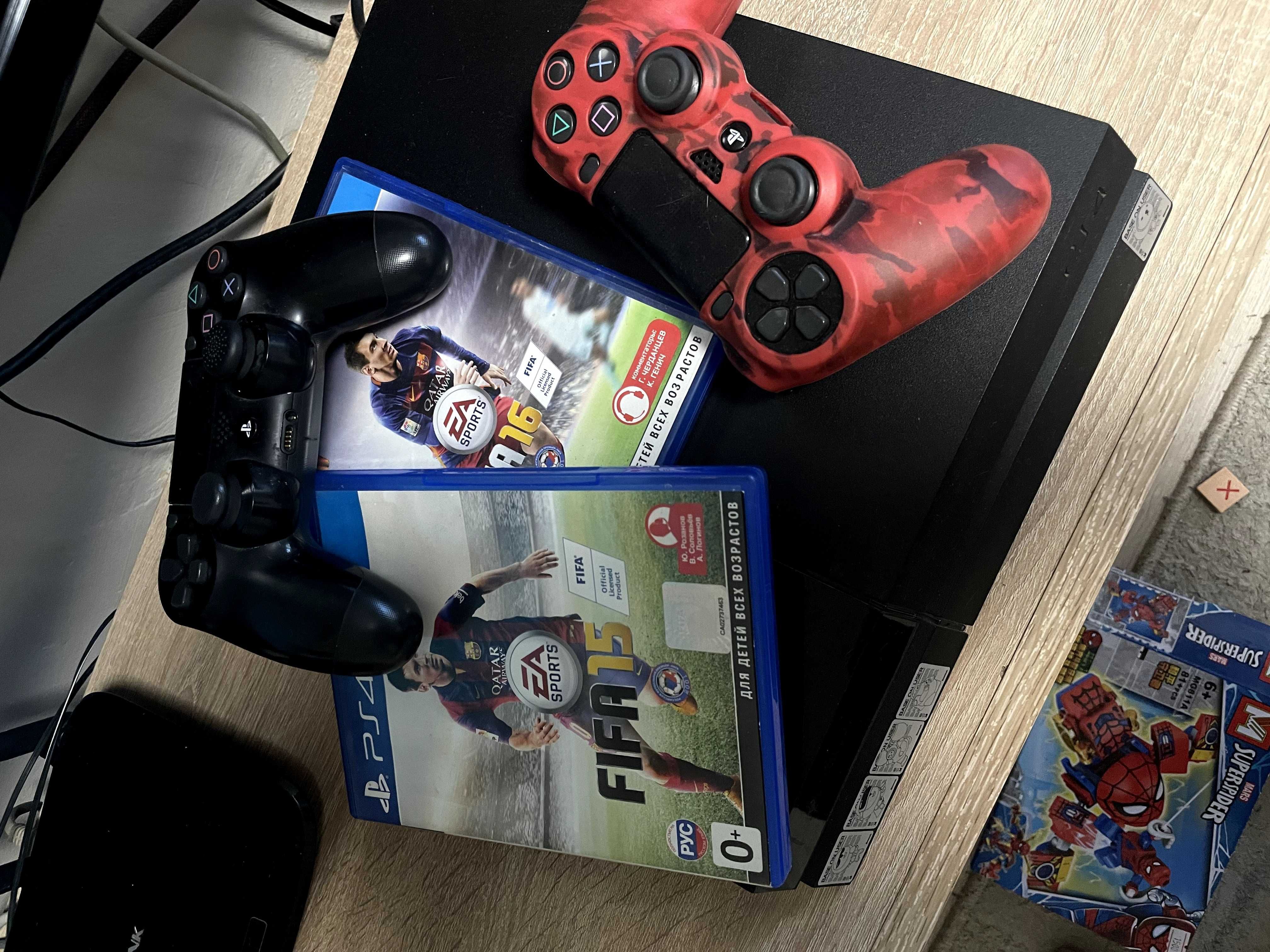 Sony playstation 4 и 2 джосйстика: 125 000 тг. - Приставки Алматы на Olx