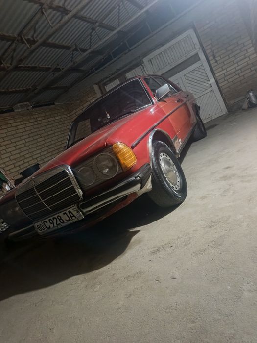Mercedes Benz 123