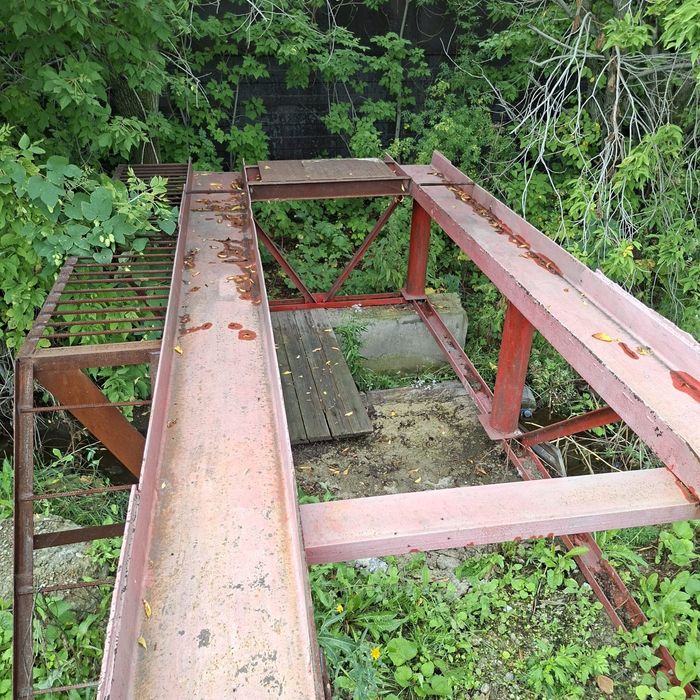 Продам эстакаду вещ