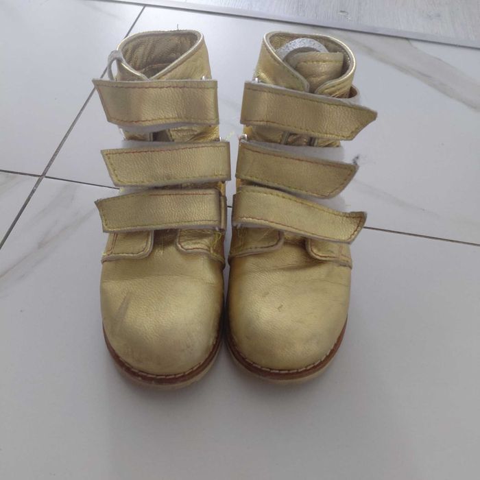 Осенние сапоги для девочки