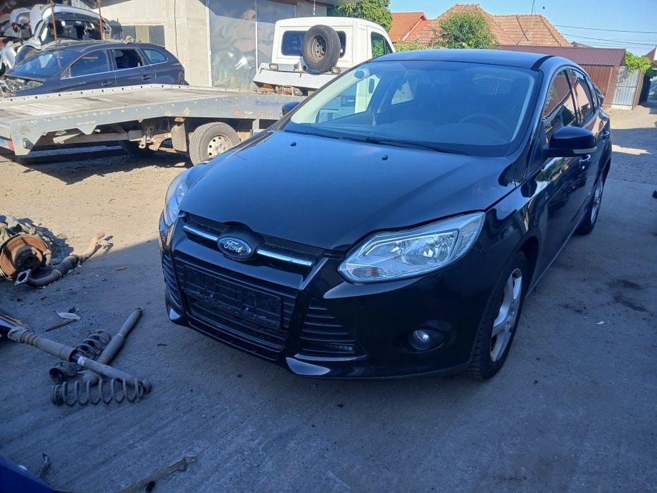 Dezmembrez Piese Ford Focus3 din 2012