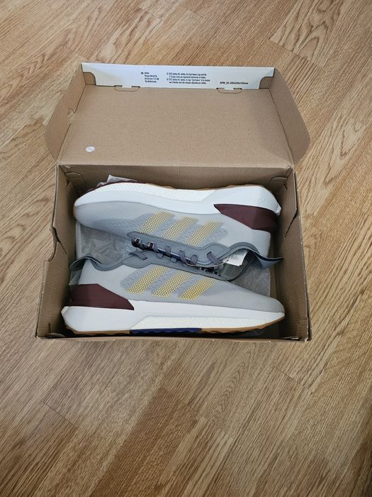 Маратонки Adidas 43.1/3