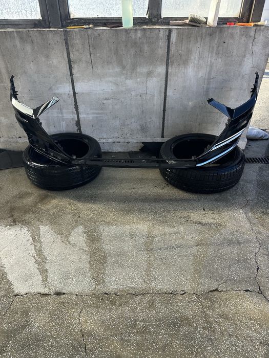 Audi A8 D5 предна броня ОЕ