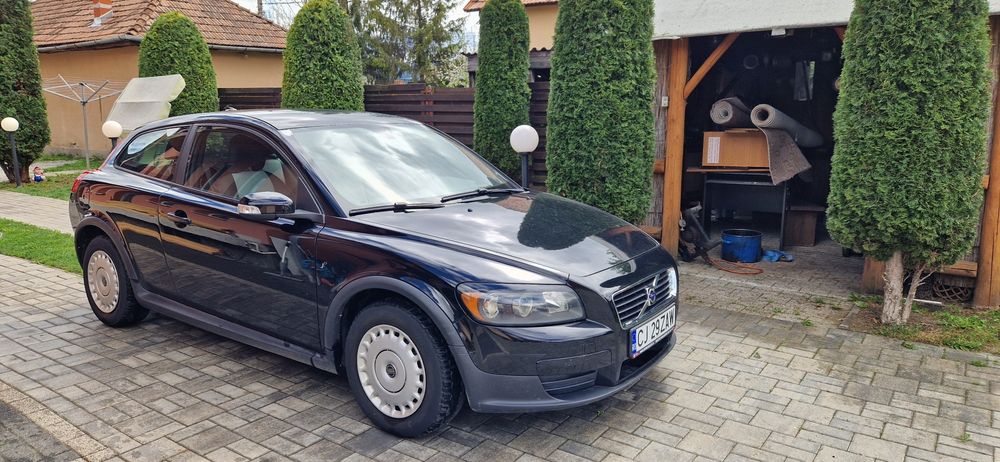 VOLVO C30