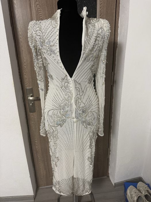 Rochie asos bijuterie
