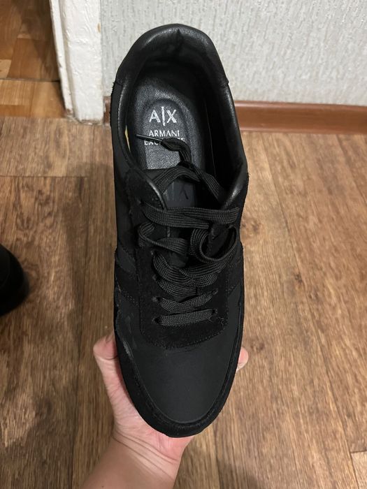 Продам кроссовки