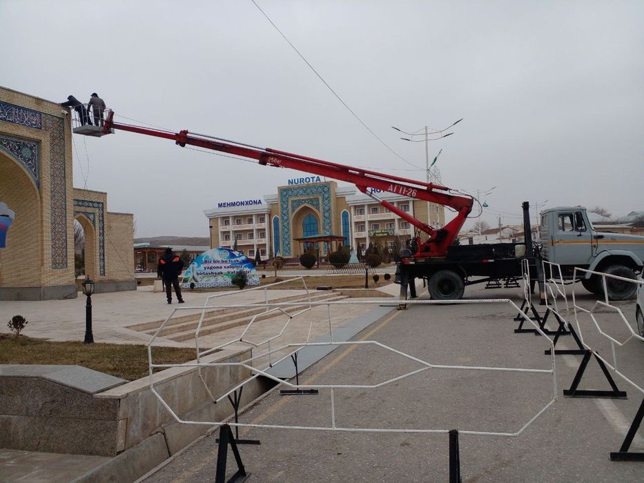 Zil 2 + 1993 sotiladi Afto vishka