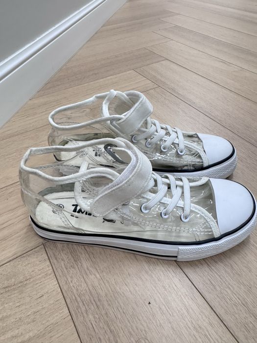 Прозрачные кеды