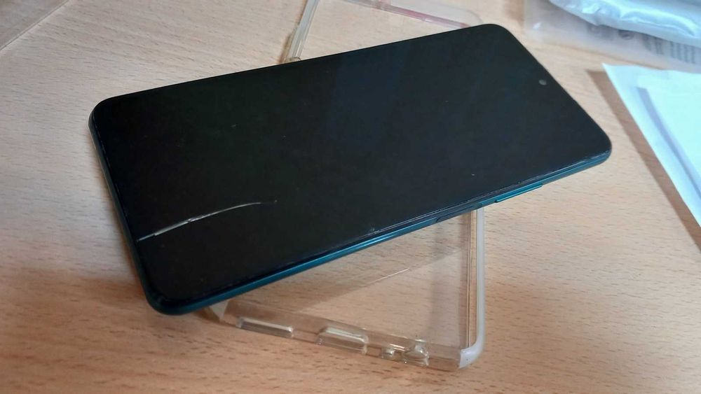 Huawei P smart 2021 4/128 - 46 € / 90лв. Само лично предаване !