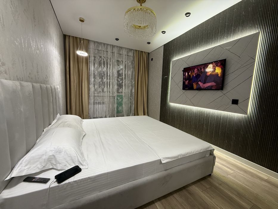 Сдам посуточно 1 комн Батыс 2