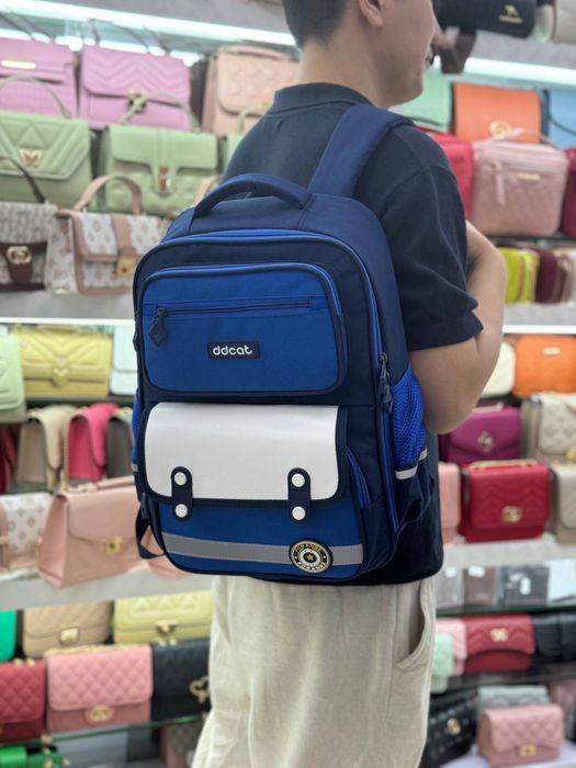 Продам школьные рюкзаки