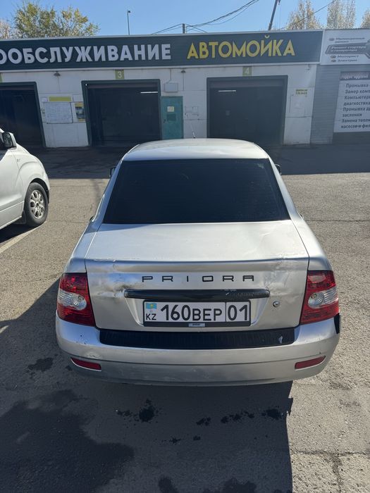 Лада приора.