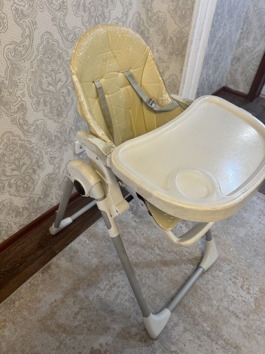 Продам детский стол-стульчик