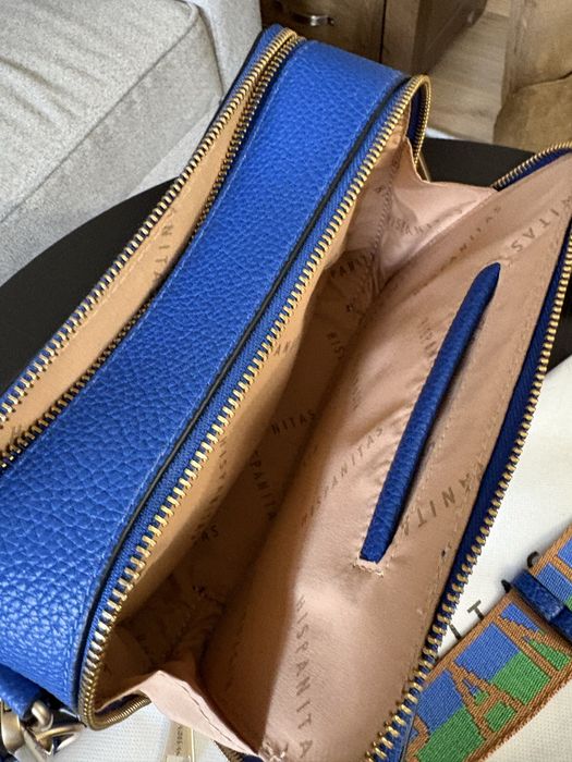 Модерна чанта Hispanitas.