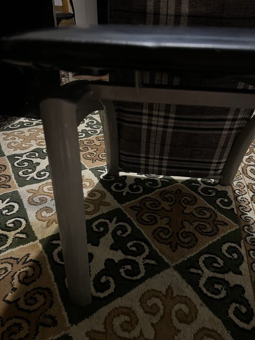 Стулья металлические 4 шт