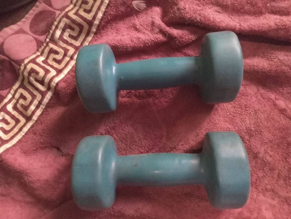 Продам спортивный костюм летний