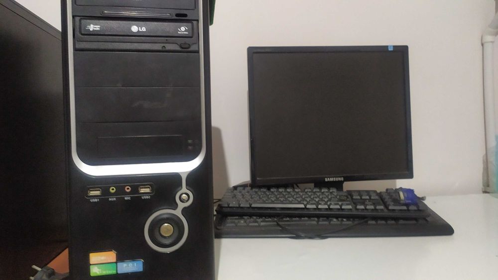 Ofisni kompyuterlar sotiladi 2 ta