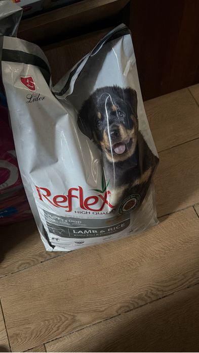 Продам корм reflex для щенков