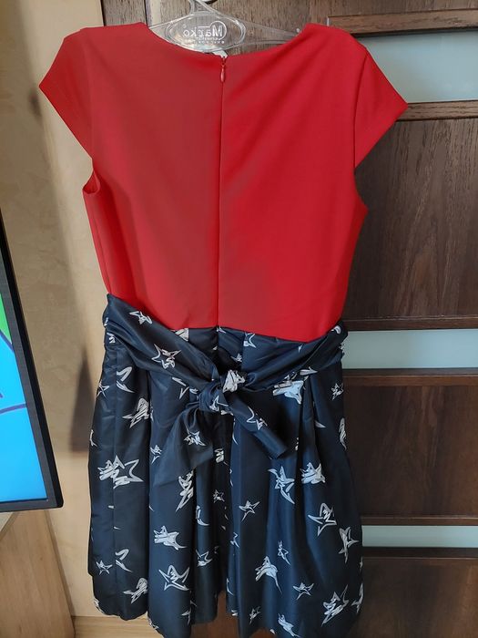 Официална рокля р-р 152