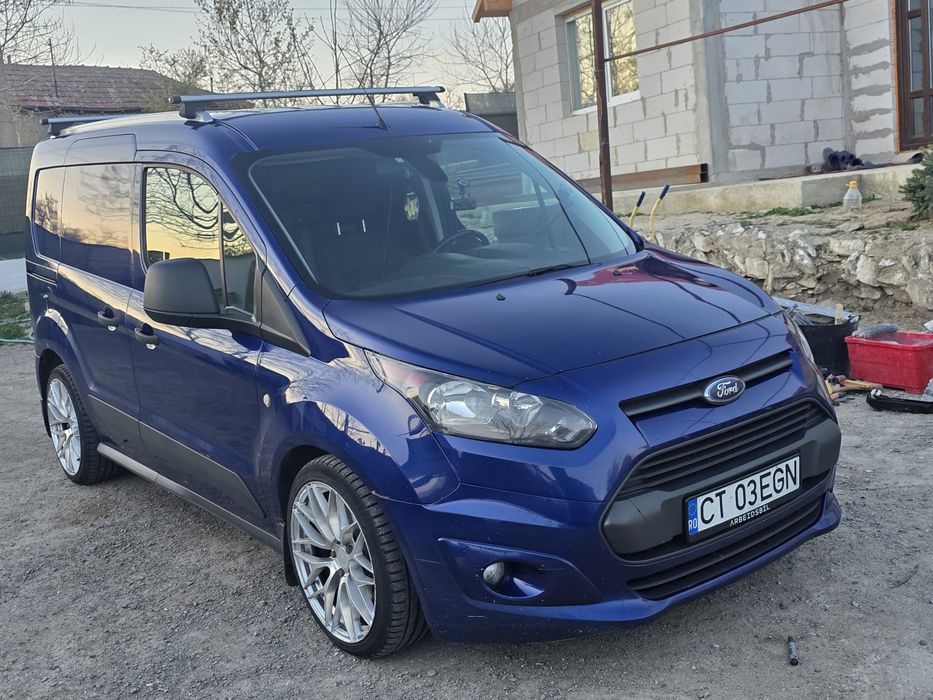 Ford transit conect! Doar cei interesati!
