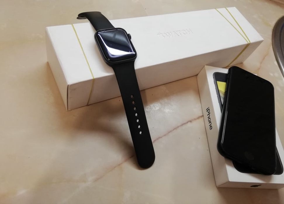 Apple Watch,IPhone SE. Продам или обменяю!