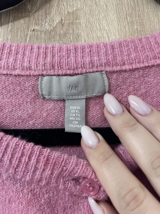 Розова мека жилетка