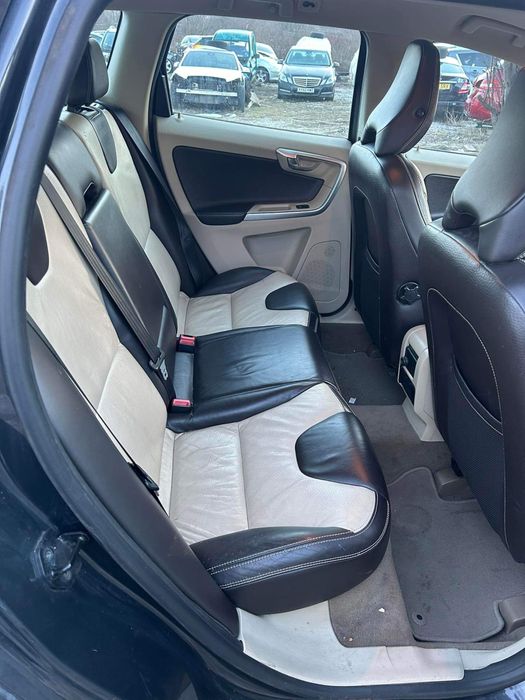 Volvo XC60 D3 163кс Auto 2011г НА ЧАСТИ