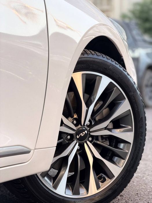 Kia K8 Full Options