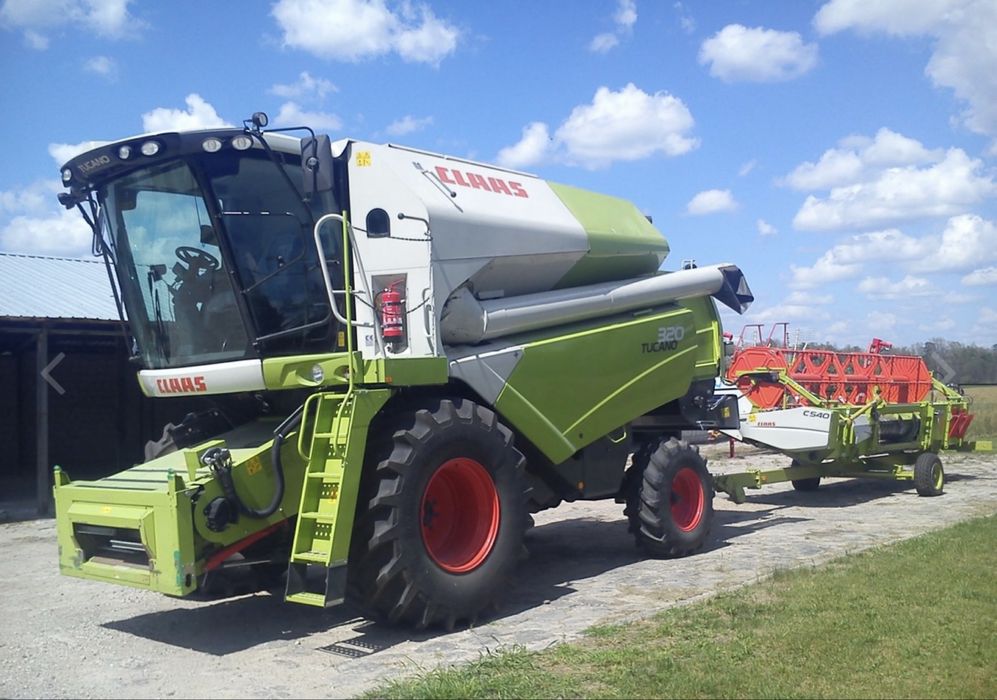 Claas tucano 320 комбайн