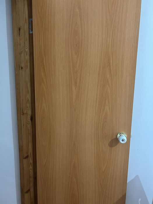 Продам дверь с ванной комнаты