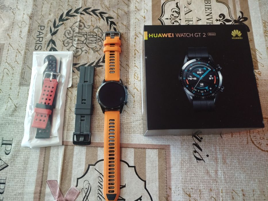 смарт часовник Huawei GT2