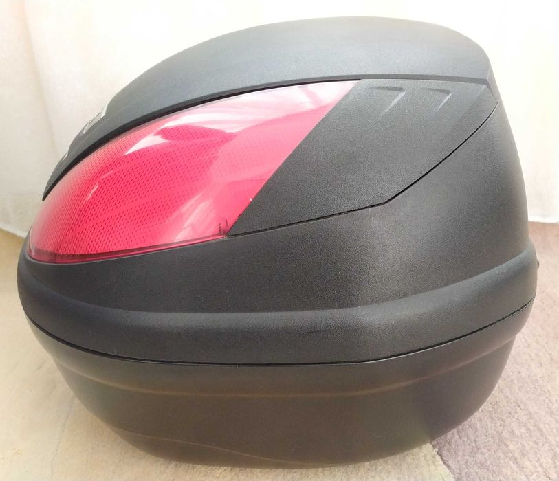 Багажник - куфар за мотор