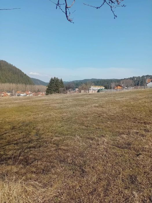 Продавам земя в село Маджаре община Самоков област Софийска