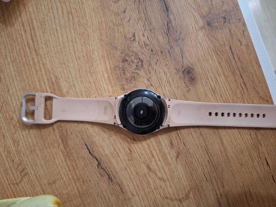 Смарт часовник Samsung