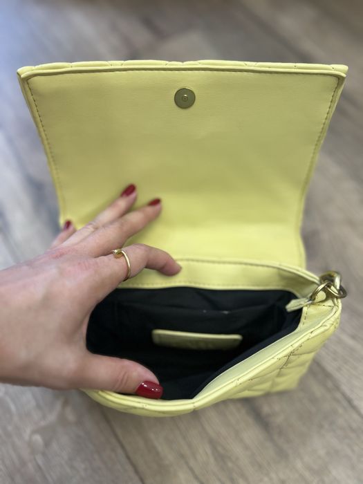 Сумка от бренда Zara