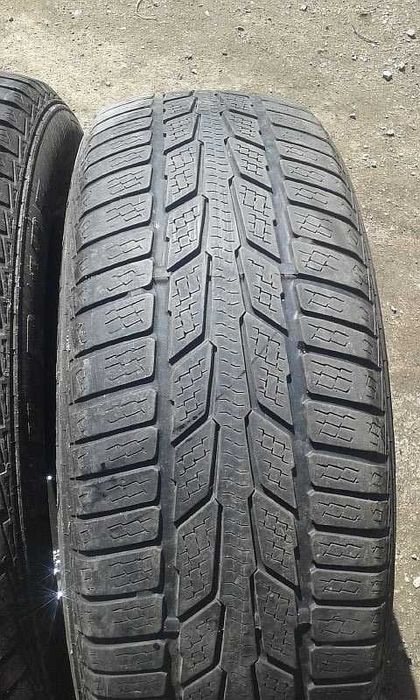 Шины 195/65 R15 - "Semperit Speed-Grip" (Румыния), всесезонные.