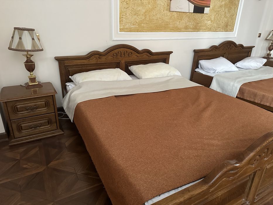 Кровать тахта тумбочки