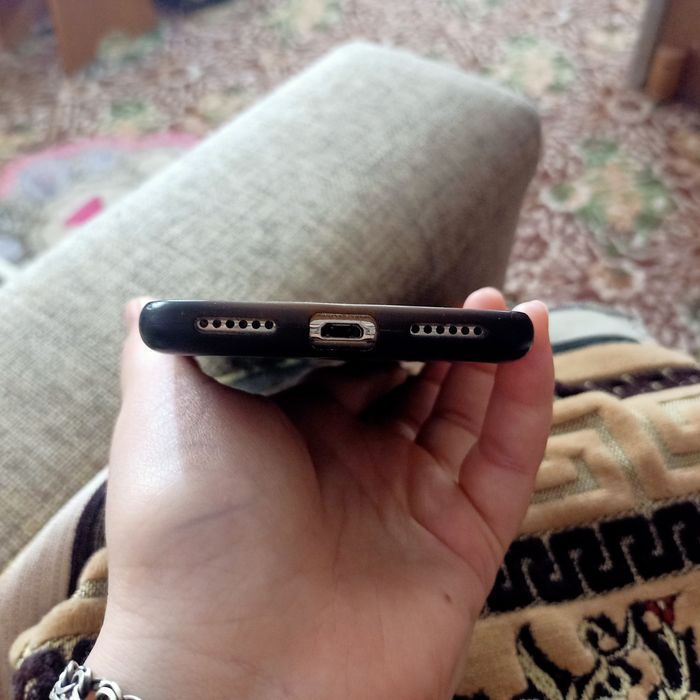 Продам телефон Huawei