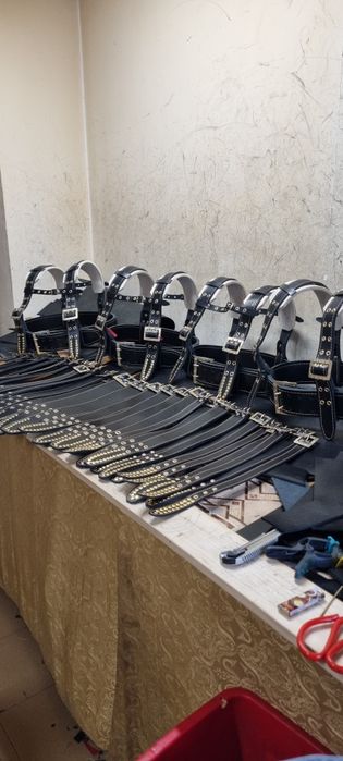 Двойни кукерски колани за чанове