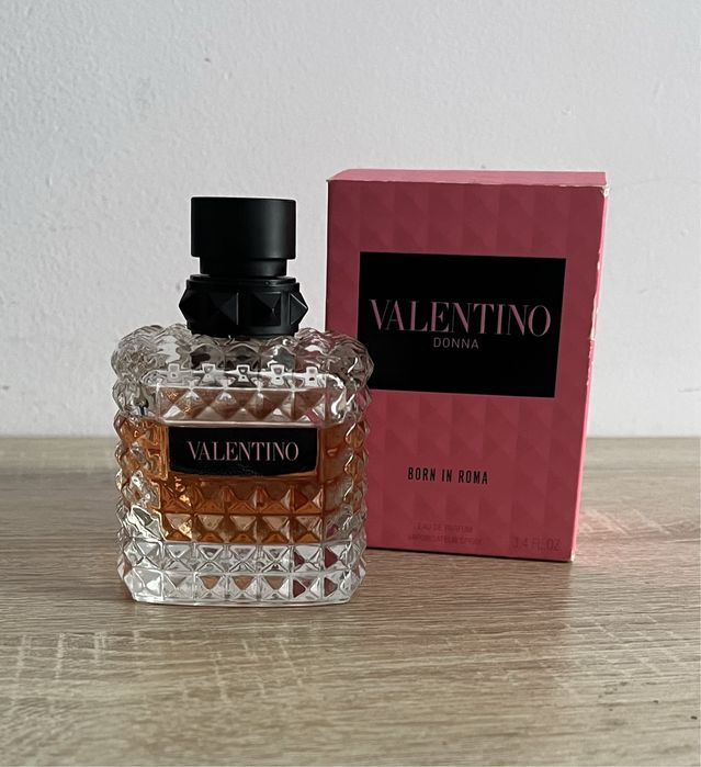 Продам духи Valentino Born In Roma