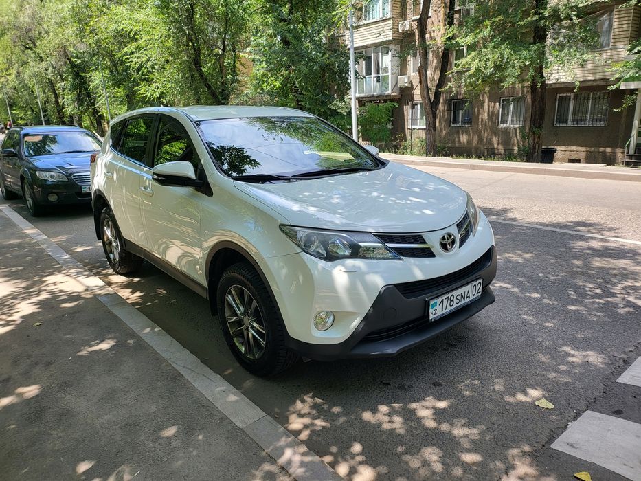 Toyota rav 4 2014